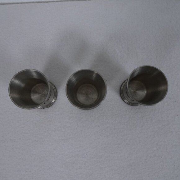 Vintage SKS ZINN 95% Pewter Embossed Shot Glass Set of 3 Cups Goblet - Picture 3 of 8